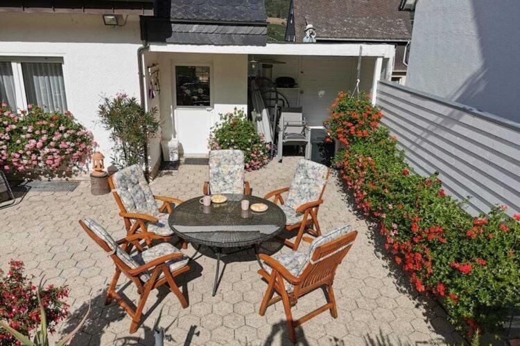 Graceful Apartment In Velmede With Garden Bestwig Bagian luar foto